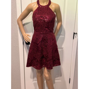Women's Sequin Hearts Burgundy Halter Sequin appliqué Mini Dress Juniors 9